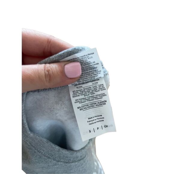 Schrutte bed and breakfast crewneck pullover size small - Picture 6 of 7